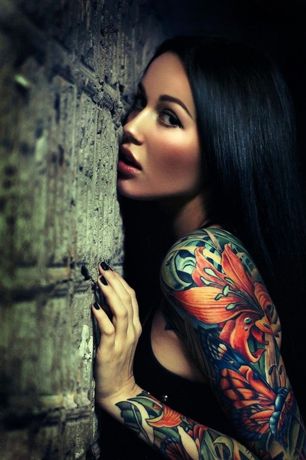 50+ Pictures of Tattooed Women