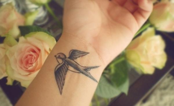 100+ Lovely Swallow Tattoos with Meaning