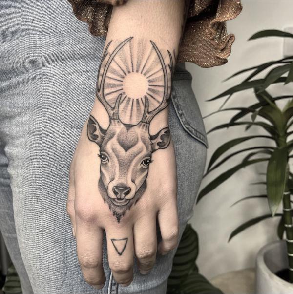 80 Inspiring Deer Tattoo Designs