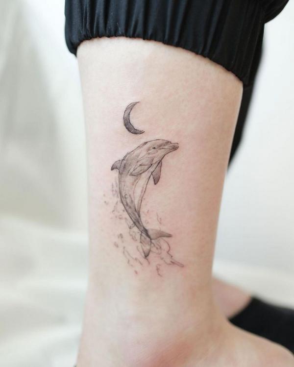 130 Lovely Dolphin Tattoos and Meanings