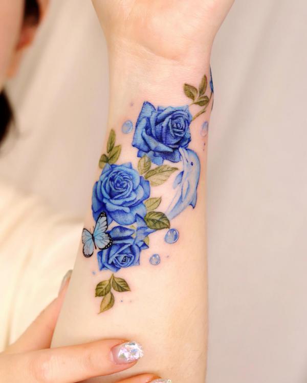 130 Lovely Dolphin Tattoos and Meanings