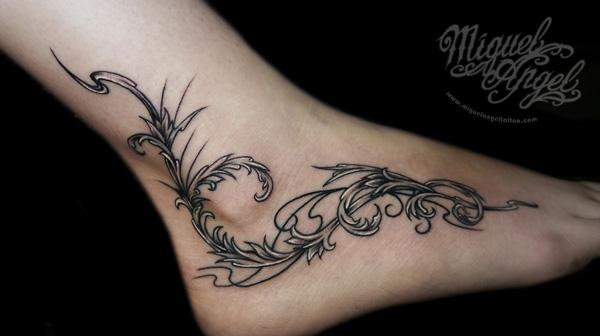 70 Ankle Tattoos for Women: Adding Spice to Your Step!