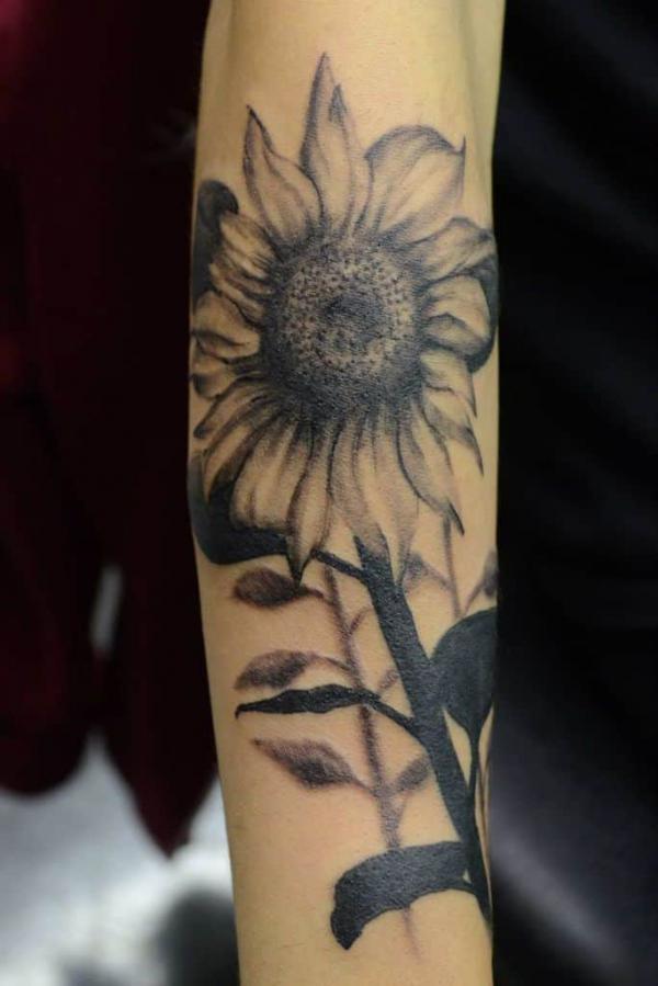 70 Unforgettable Fall Tattoos for the Harvest Season