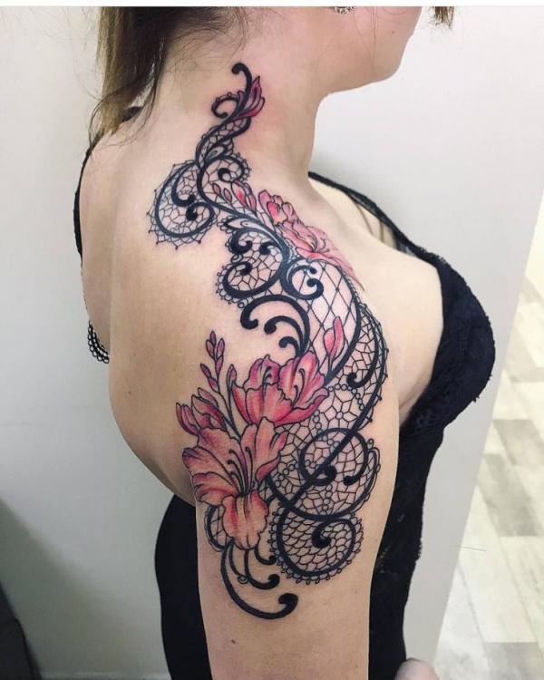 Unveiling 60+ Alluring Lace Tattoos for Women