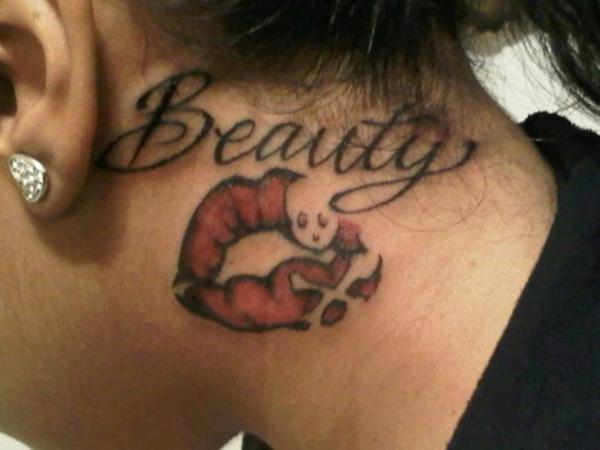 30+ Incredible Lip Tattoos