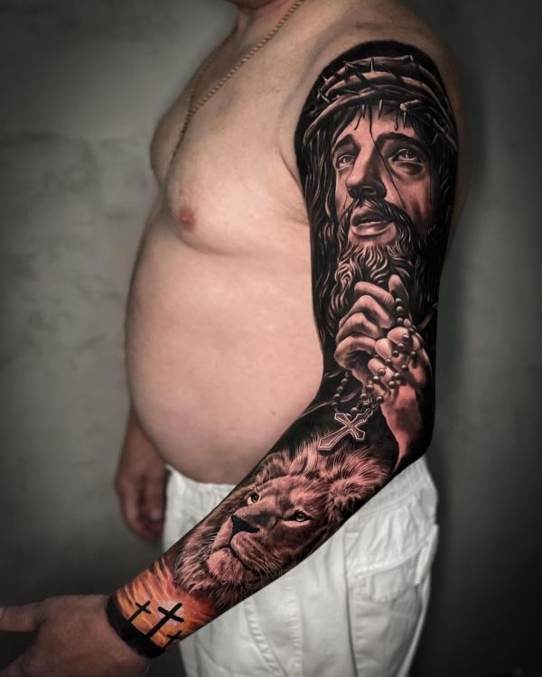 60 Holy Jesus tattoos to Express Your Faith