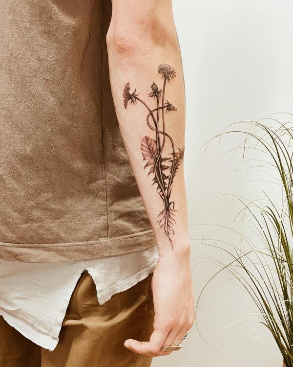 100 Dandelion Tattoo Designs for Women