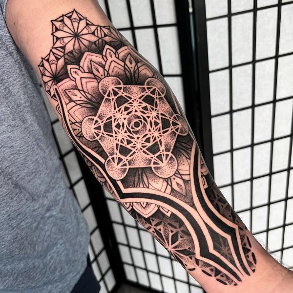 100 Intricate Geometric Tattoo Ideas
