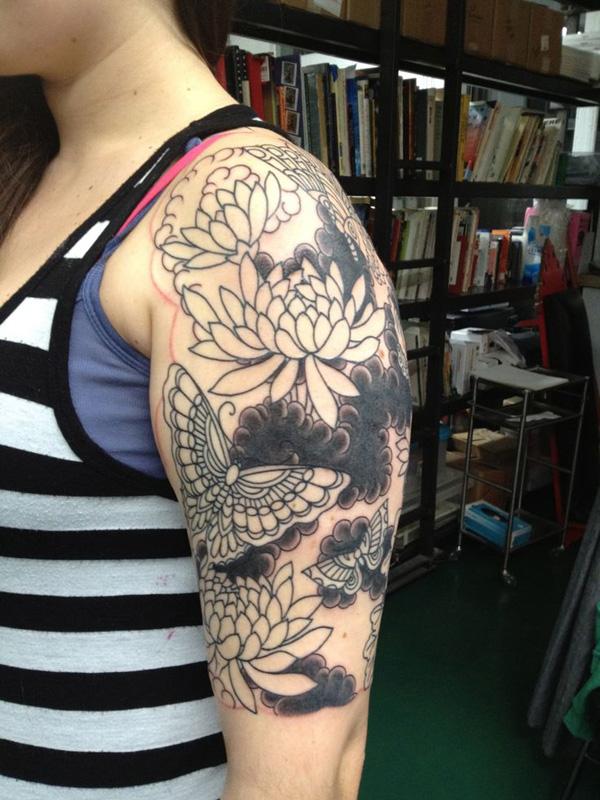 90 Beautiful Chrysanthemum Tattoo Ideas