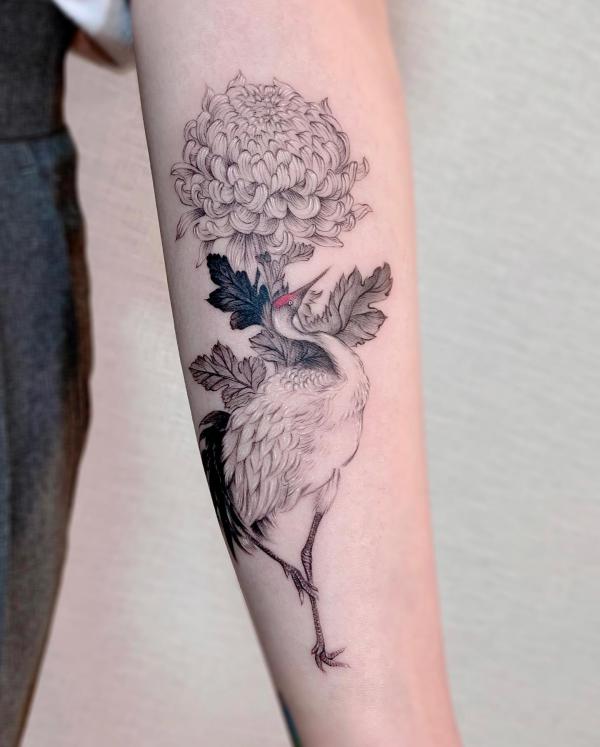 90 Beautiful Chrysanthemum Tattoo Ideas