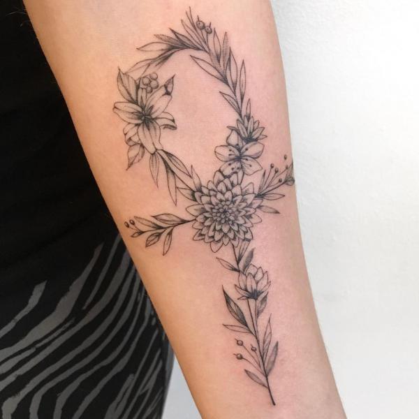 90 Beautiful Chrysanthemum Tattoo Ideas