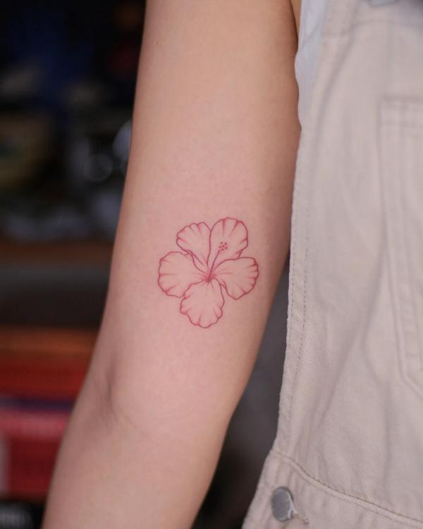 80 Hibiscus Tattoo Designs with Meaning