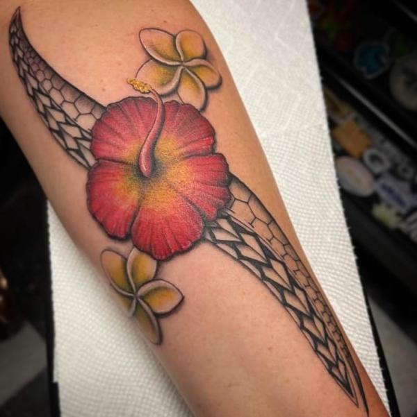 80 Hibiscus Tattoo Designs with Meaning