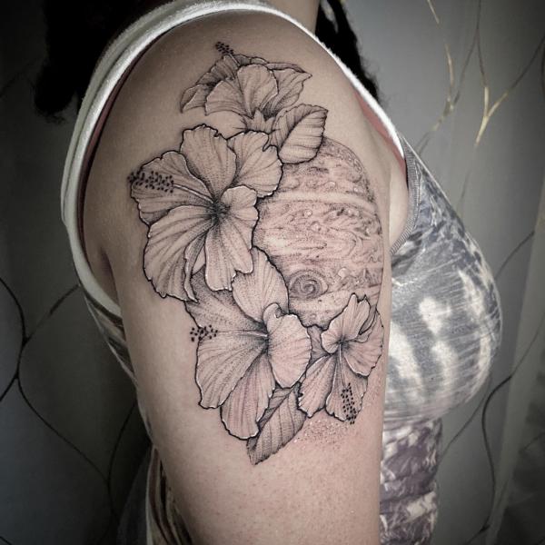 80 Hibiscus Tattoo Designs with Meaning