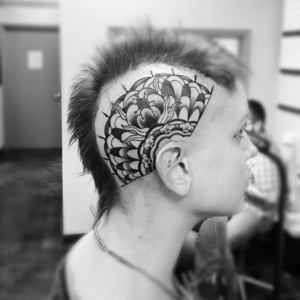 70 Crazy Head Tattoos Defying Norms