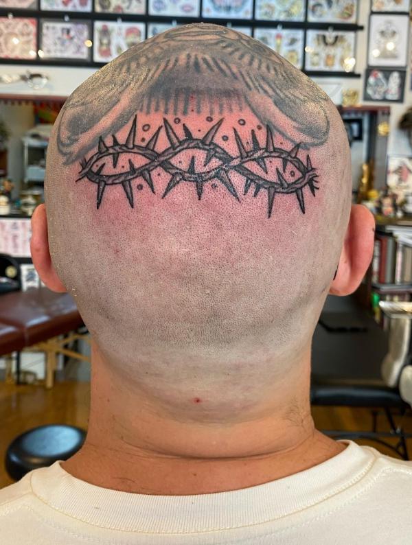 70 Crazy Head Tattoos Defying Norms