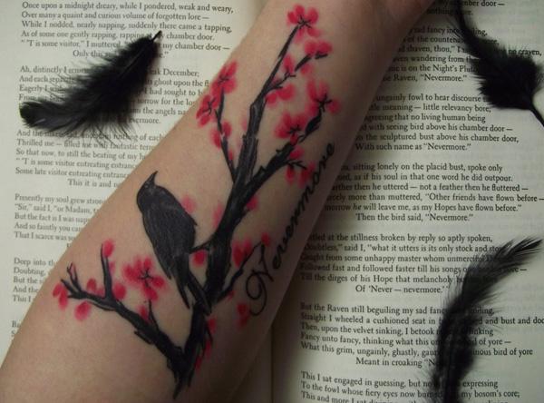 60+ Mysterious Raven Tattoos