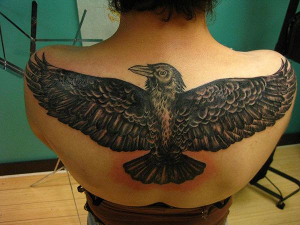 60+ Mysterious Raven Tattoos
