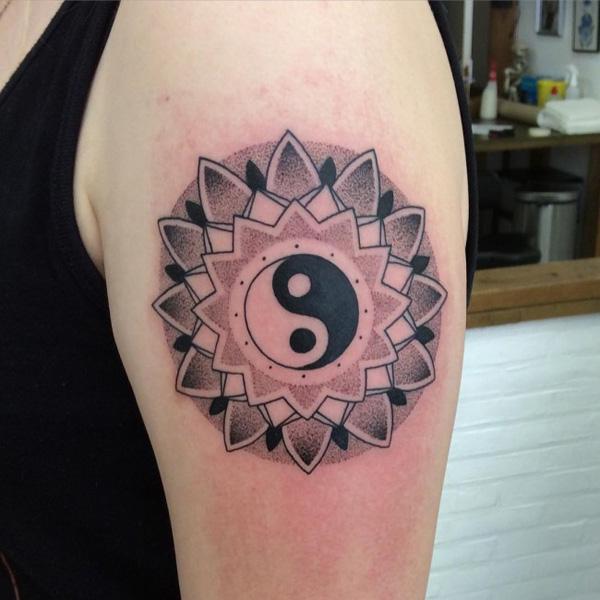 80 Mysterious Yin Yang Tattoo Designs