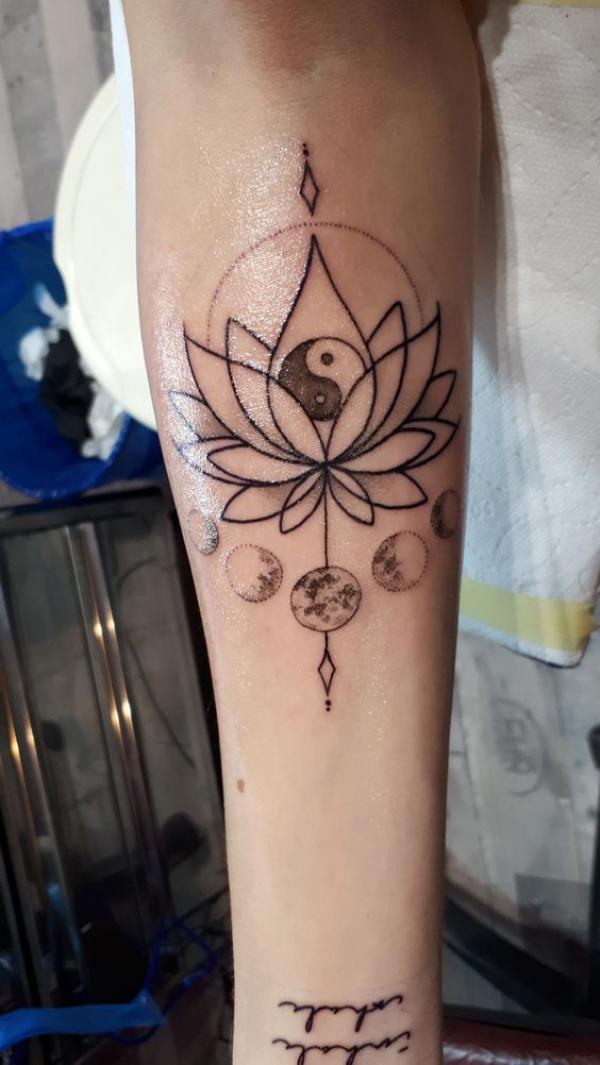 80 Mysterious Yin Yang Tattoo Designs