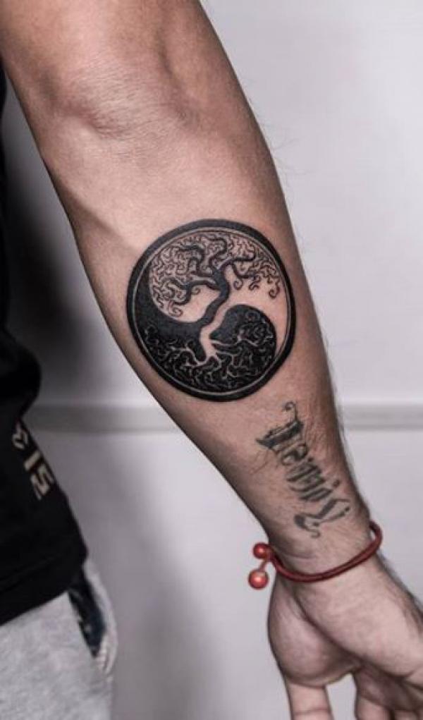 80 Mysterious Yin Yang Tattoo Designs