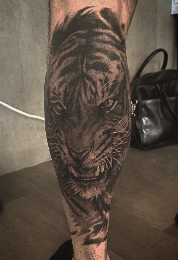 50+ Amazing Calf Tattoos