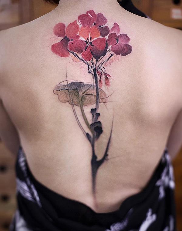 40+ Spine Tattoo Ideas for Women