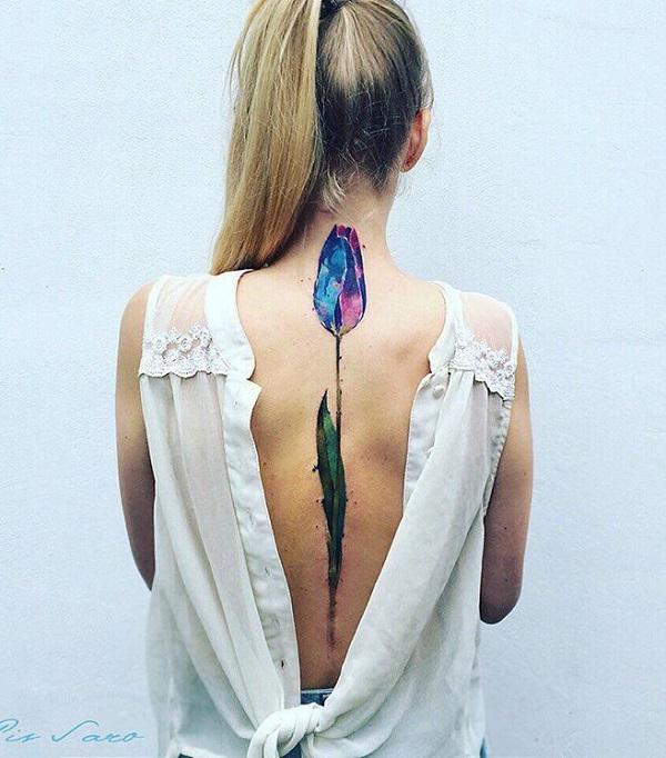 40+ Spine Tattoo Ideas for Women