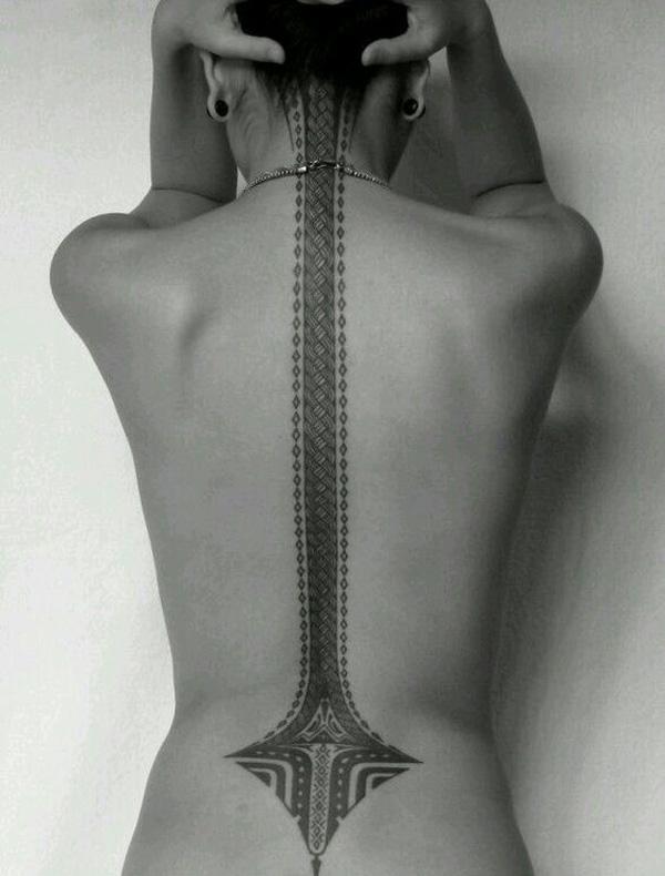 40+ Spine Tattoo Ideas for Women