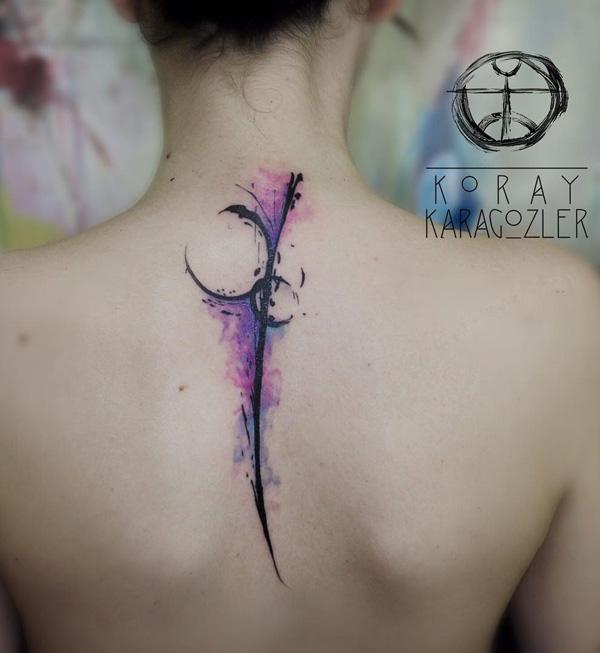 40+ Spine Tattoo Ideas for Women