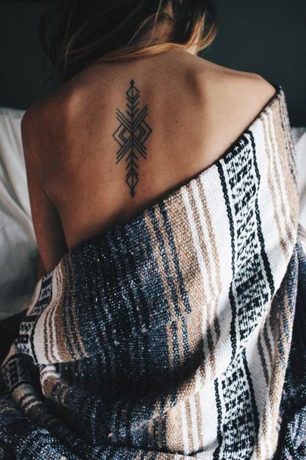 40+ Spine Tattoo Ideas for Women