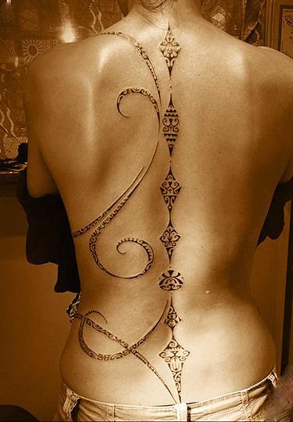 40+ Spine Tattoo Ideas for Women