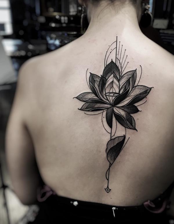 40+ Spine Tattoo Ideas for Women