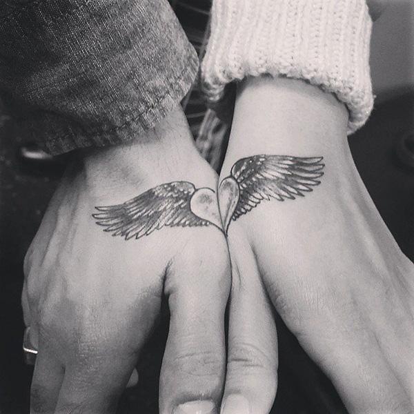 30+ Couple Tattoo Ideas