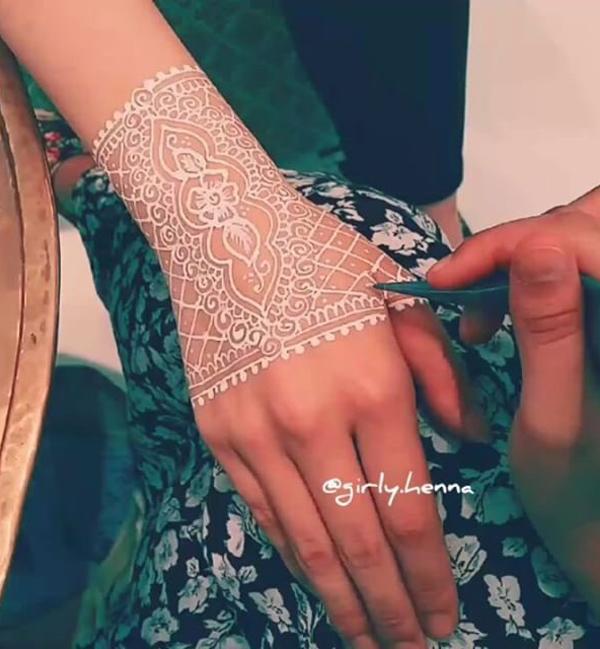 25 Amazing White Henna Designs