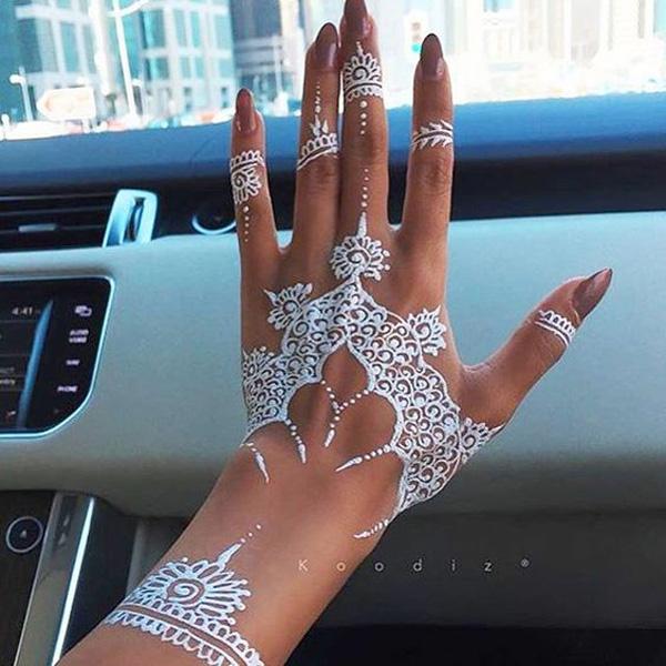 25 Amazing White Henna Designs