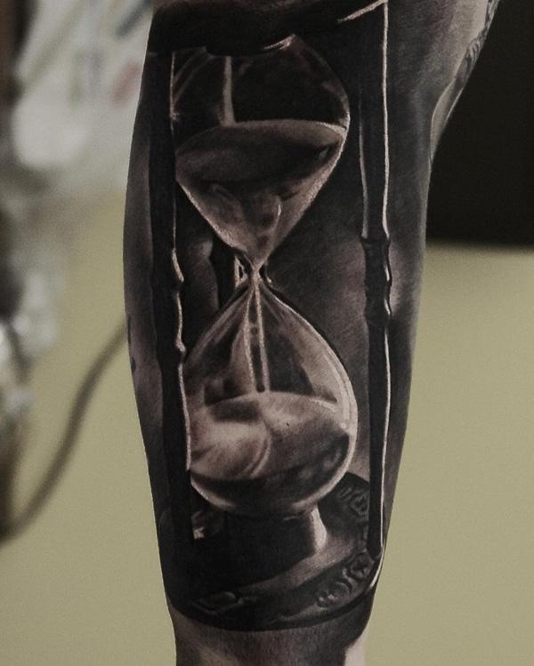 60 Hourglass Tattoo Ideas
