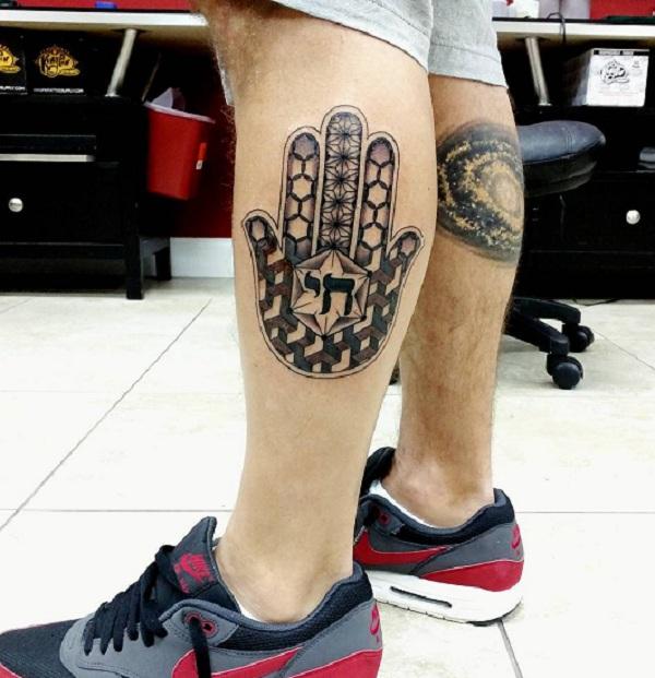 35 Unbelievable Hamsa Tattoo Ideas