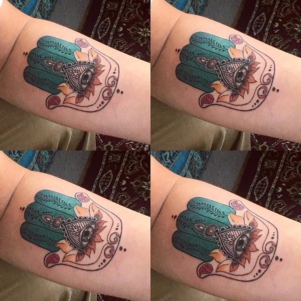 35 Unbelievable Hamsa Tattoo Ideas