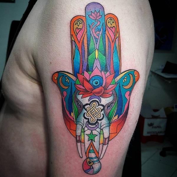 35 Unbelievable Hamsa Tattoo Ideas