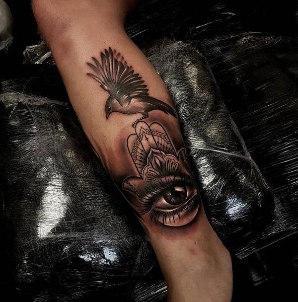 35 Unbelievable Hamsa Tattoo Ideas