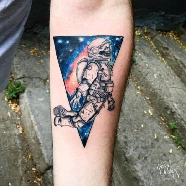 30+ Creative Astronaut Tattoo Ideas