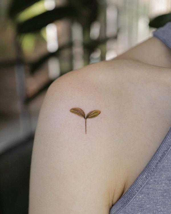 Small and Simple: The Beauty of Minimalist Tattoos