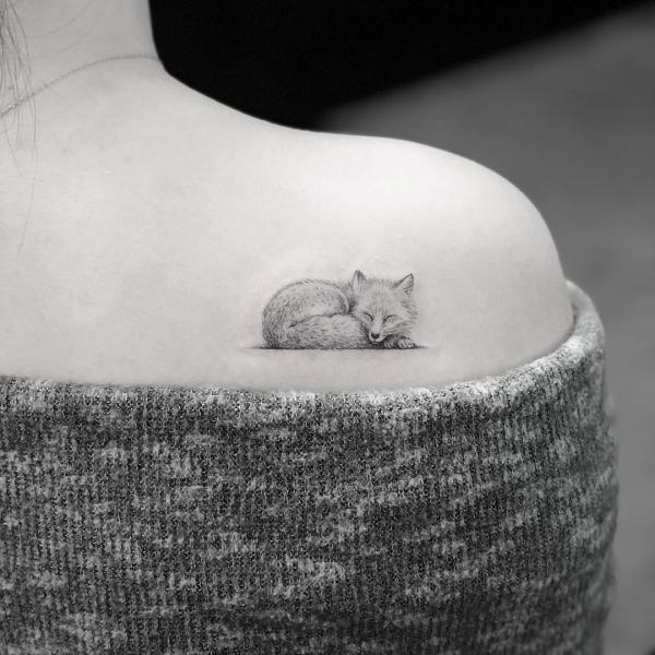 Small and Simple: The Beauty of Minimalist Tattoos