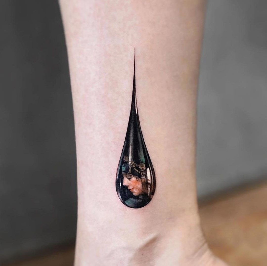 Small and Simple: The Beauty of Minimalist Tattoos