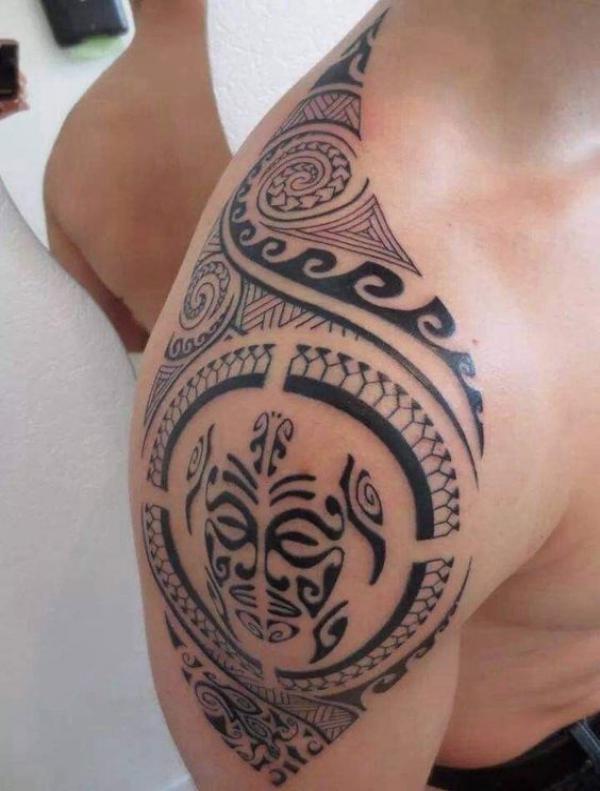 Shoulder Tattoos: Empowering Designs for Self-Expression