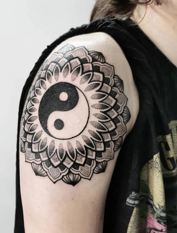 Shoulder Tattoos: Empowering Designs for Self-Expression