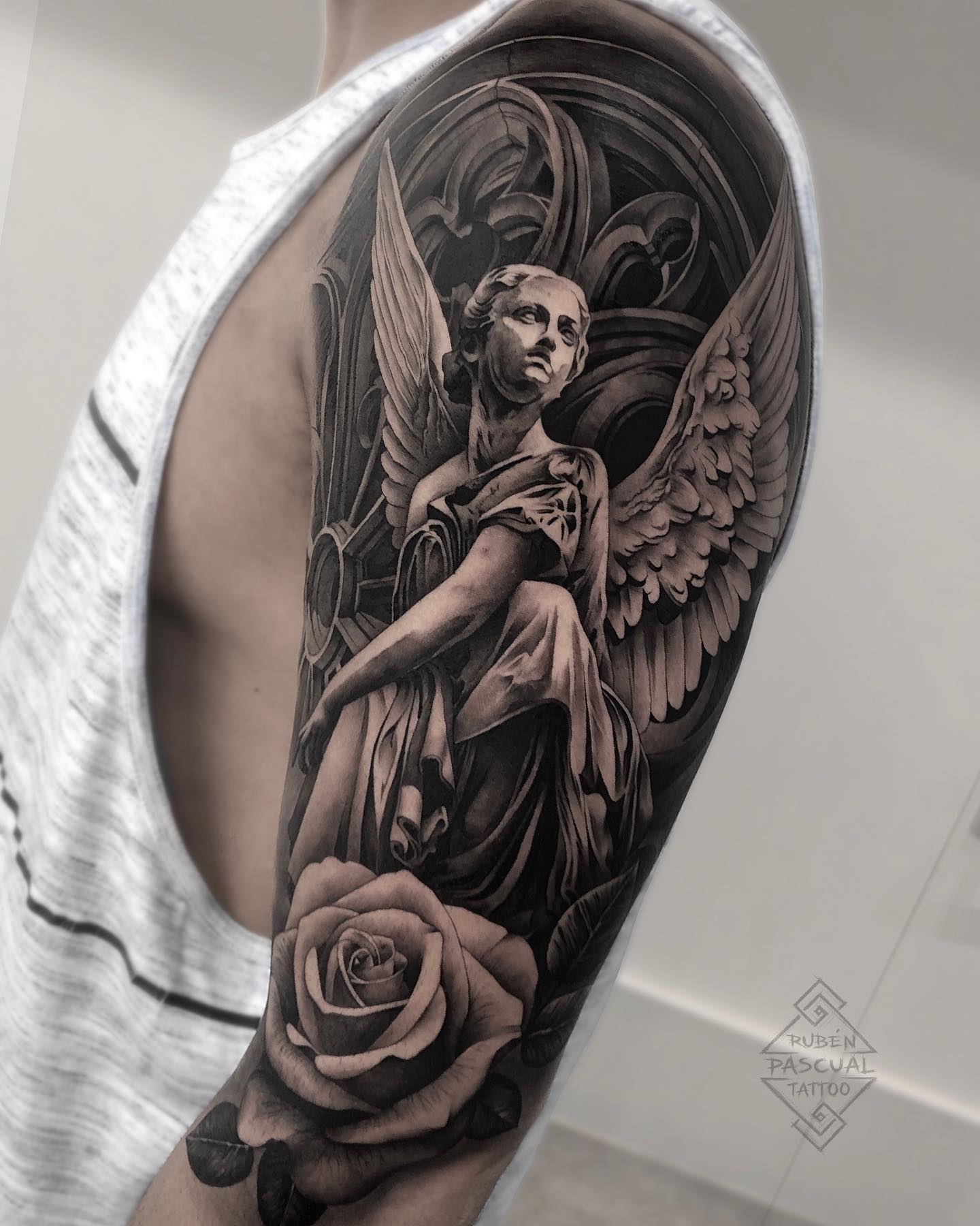 Half Sleeve Tattoo: A Unique and Stylish Tattoo Style