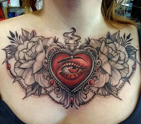 60 Sacred Heart Tattoos: A Symbolism of Love and Devotion