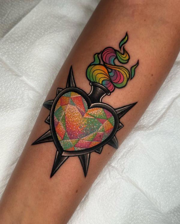 60 Sacred Heart Tattoos: A Symbolism of Love and Devotion